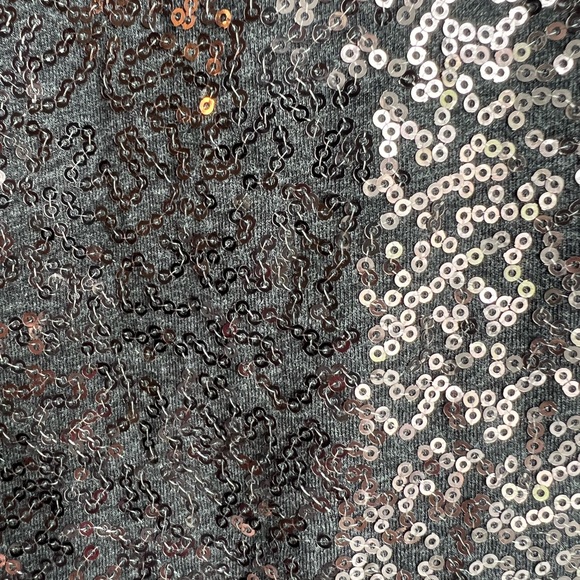 DKNY women's crew neck sequin top Drk charcoal Gray size S - Picture 8 of 10